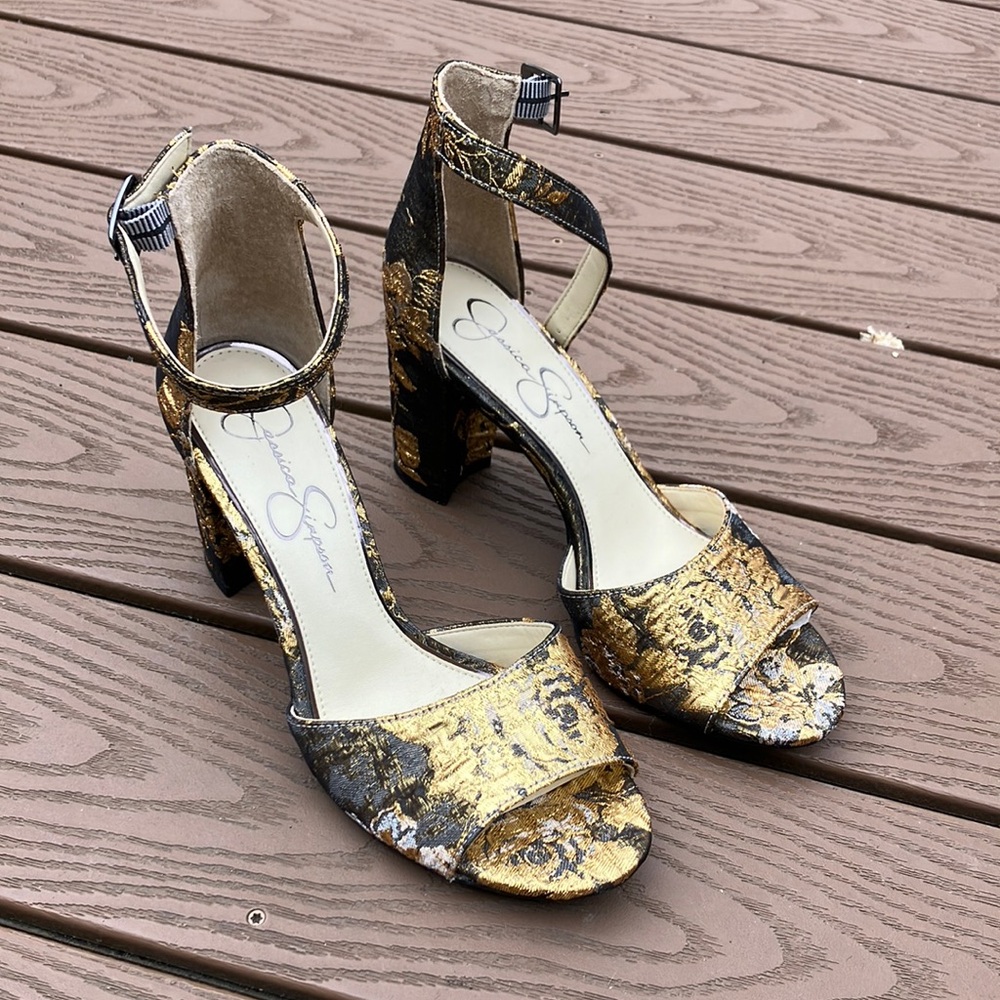 Jessica Simpson Gold and Black Women's Heels